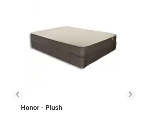 Honor Plush Bed